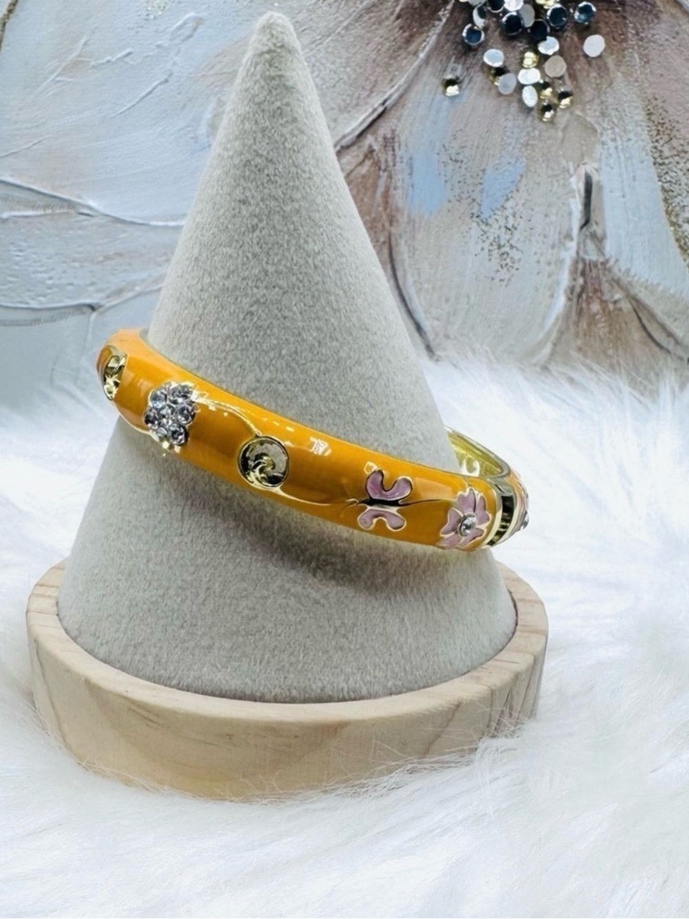 Fall fest Orange Enamel Floral Gold Tone Hinged Bangle Bracelet Set of 2 - Picture 3 of 10